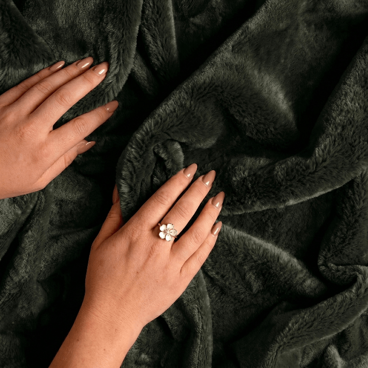 Freak Sheet Waterproof Blanket in Luxury Plush Fleece
